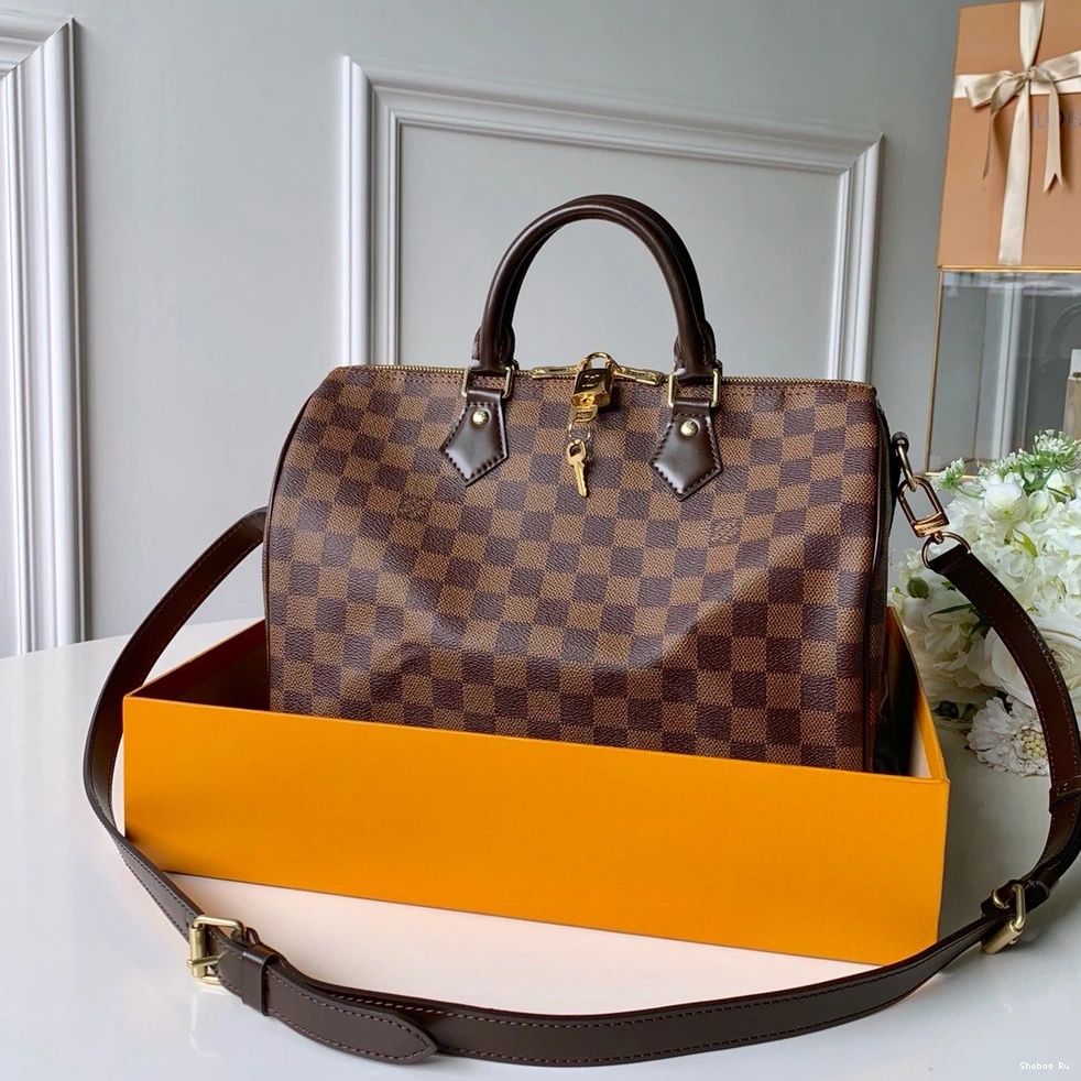 30 Vuitton BANDOULIERE SPEEDY Louis 0819
